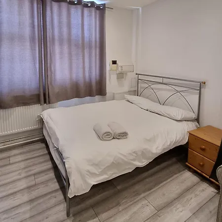 Entire Flat With Three Bedrooms N 2 Great Yarmouth Exterior photo